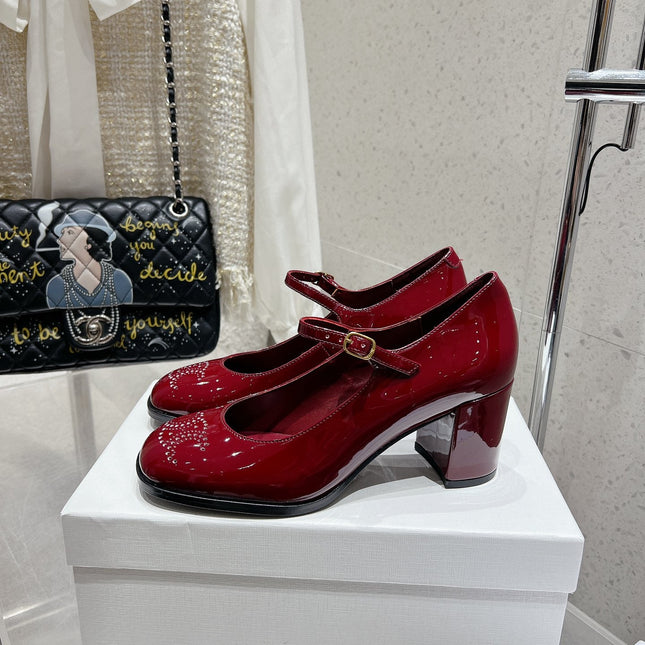 HIGH MARY JANE SHOES IN GARNET RED PATENT CALFSKIN