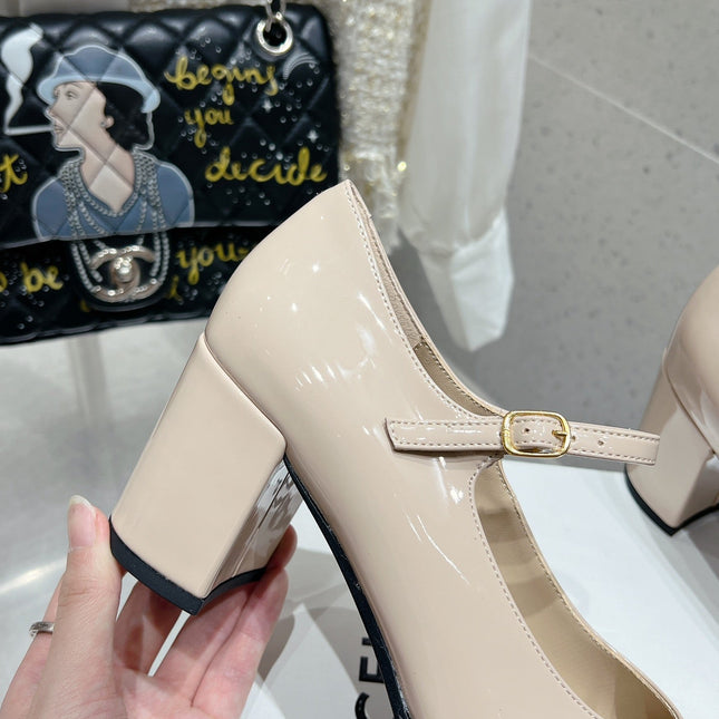HIGH MARY JANE SHOES IN TAN BEIGE PATENT CALFSKIN