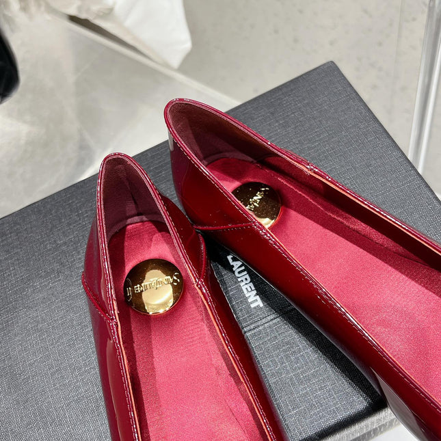 BALLERINA FLATS IN RUBY RED PATENT CALFSKIN