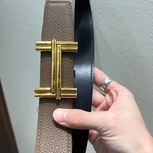 HM TRAVERSE BELT BUCKLE & REVERSIBLE COFFEE BROWN AND BLACK LEATHER STRAP 38 MM GOLD HARDWARE