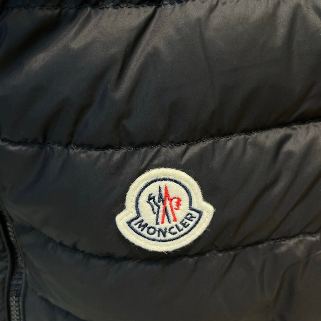 MONCLER 25S DOWN VEST IN BLACK 008