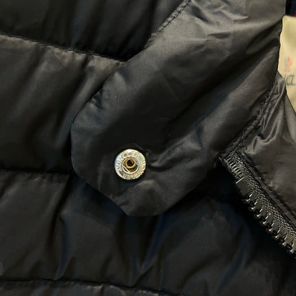 MONCLER 25S DOWN VEST IN BLACK 008