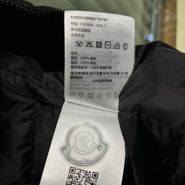 MONCLER 25S DOWN VEST IN BLACK 008