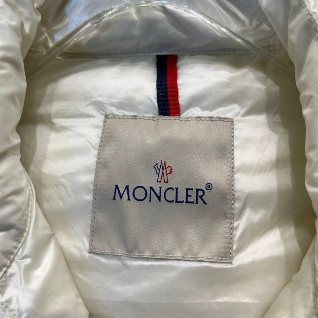 MONCLER 25S DOWN VEST IN WHITE 007