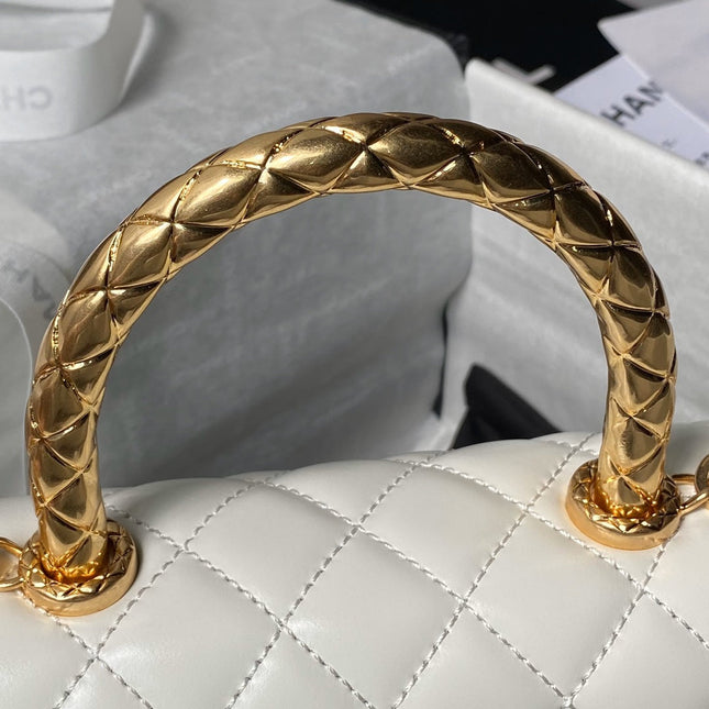 CHANEL 25S CLASSIC COCO HANDLE BAG 23 CM IN WHITE LAMBSKIN WITH GOLD HARDWARE