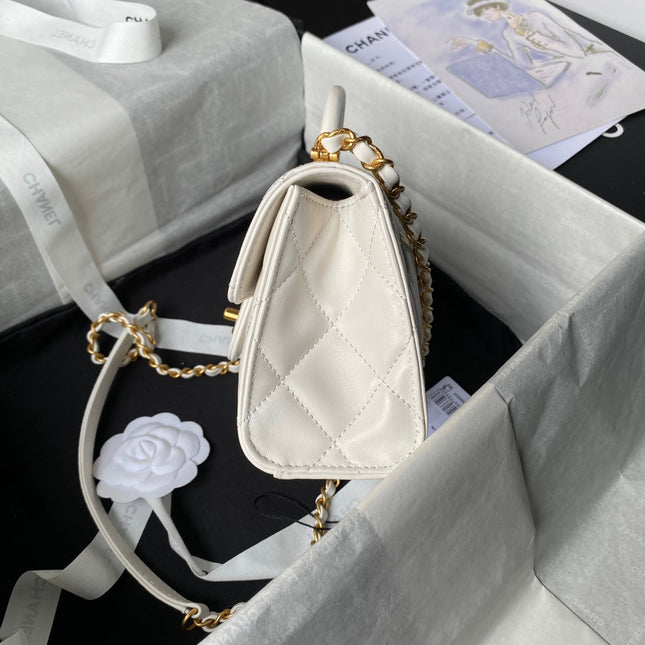 CHANEL 25S FLAP BAG 18 CM IN WHITE LAMBSKIN WITH TOP HANDLE