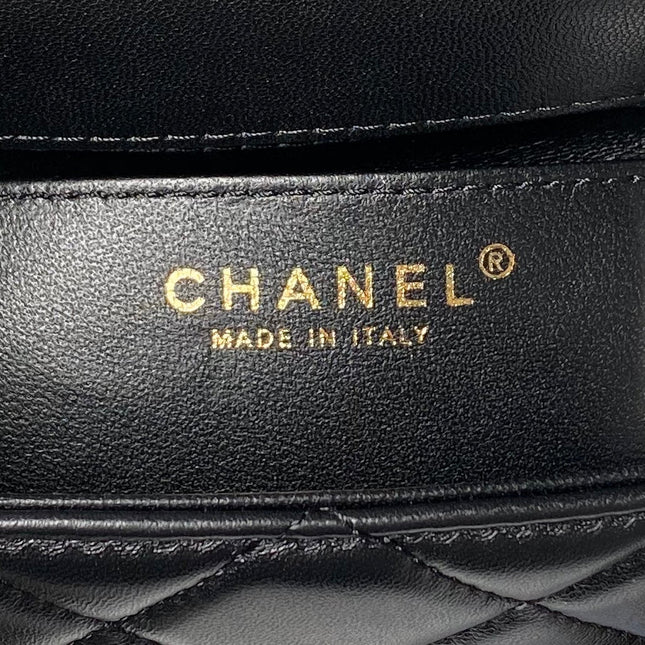 CHANEL 25S FLAP BAG 18 CM IN BLACK LAMBSKIN WITH TOP HANDLE