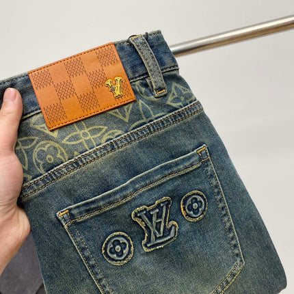 LV STRAIGHT LEG JEANS 239598