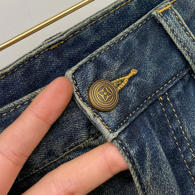 LV STRAIGHT LEG JEANS 239598