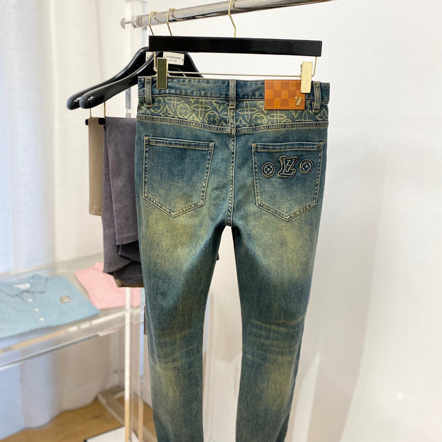 LV STRAIGHT LEG JEANS 239598