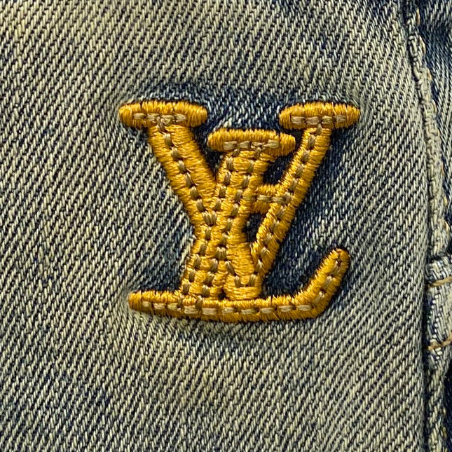 LV STRAIGHT LEG JEANS 239597