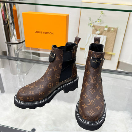 LV WOMEN'S SHORT BOOTS IN CHOCOLATE BROWN MONOGRAM CALFSKIN