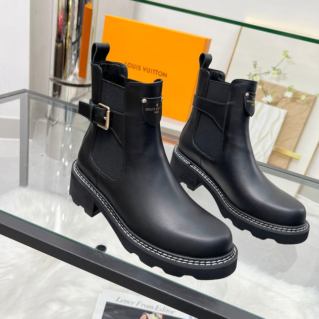 LV WOMEN'S SHORT BOOTS IN BLACK CALFSKIN