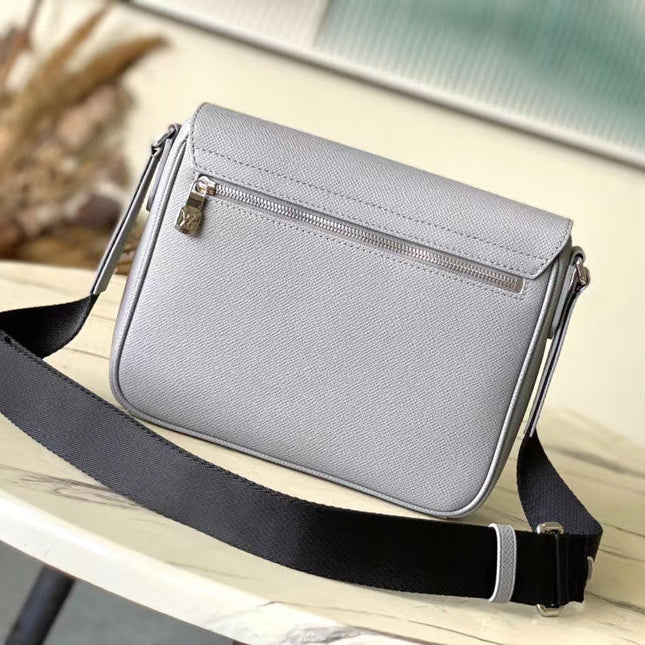 DISTRICT PM 26 IN DOVE GRAY CALFSKIN