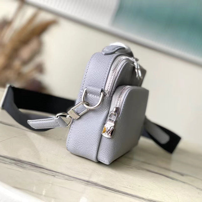  AVENUE MESSENGER 22 IN HARBOR GRAY CALFSKIN