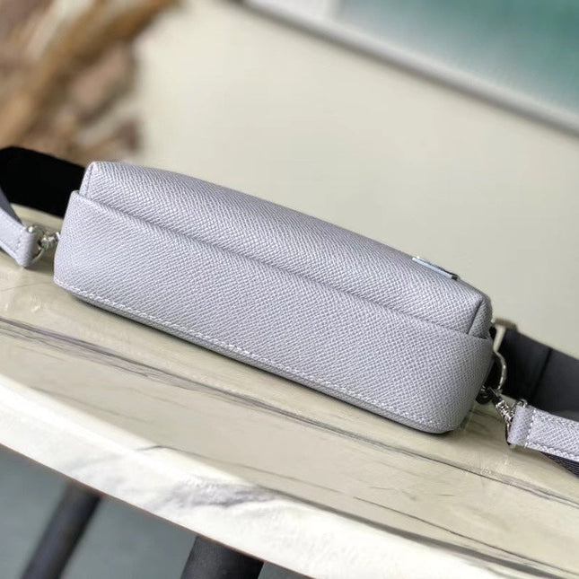  AVENUE MESSENGER 22 IN HARBOR GRAY CALFSKIN