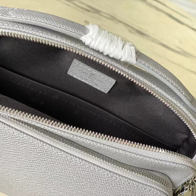  AVENUE MESSENGER 22 IN HARBOR GRAY CALFSKIN