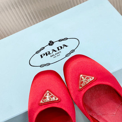 PRA NAPPA MARY JANE PUMPS CRIMSON SATIN