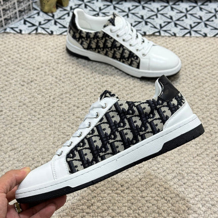 CD CASUAL SNEAKER WHITE AND BLACK CALFSKIN