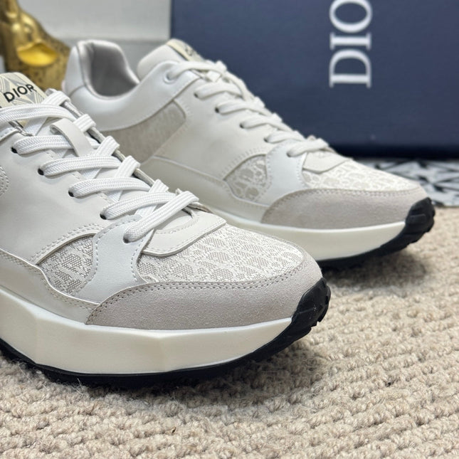 CD B25 SNEAKER WHITE AND BEIGE CALFSKIN