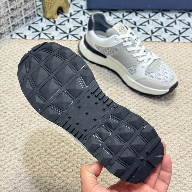 CD B25 SNEAKER GRAY AND WHITE CALFSKIN