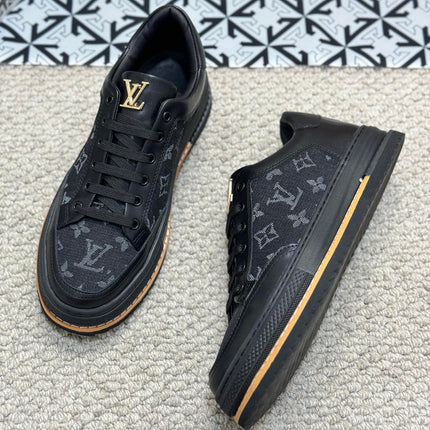 LV TRAINERS IN BLACK CALFSKIN AND JACQUARD