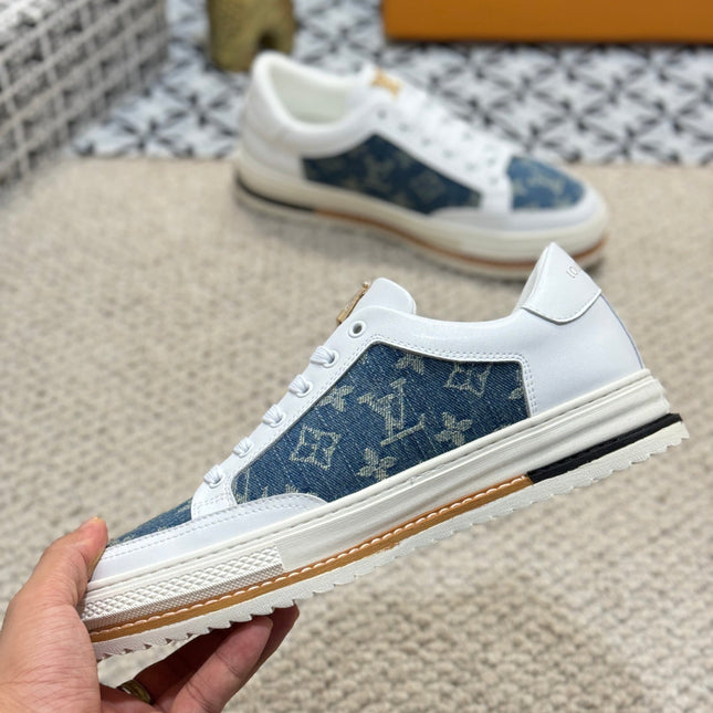 LV TRAINERS IN WHITE CALFSKIN AND BLUE DENIM JACQUARD