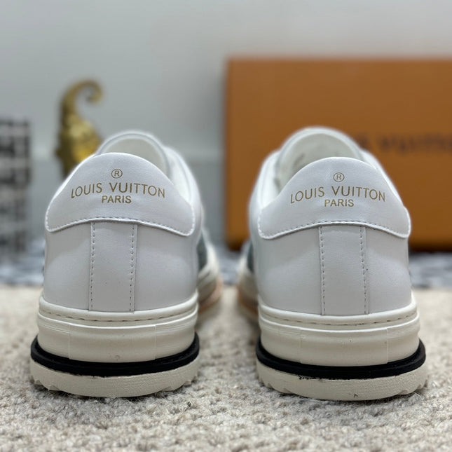 LV TRAINERS IN WHITE CALFSKIN AND BLUE DENIM JACQUARD