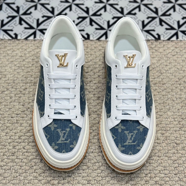 LV TRAINERS IN WHITE CALFSKIN AND BLUE DENIM JACQUARD