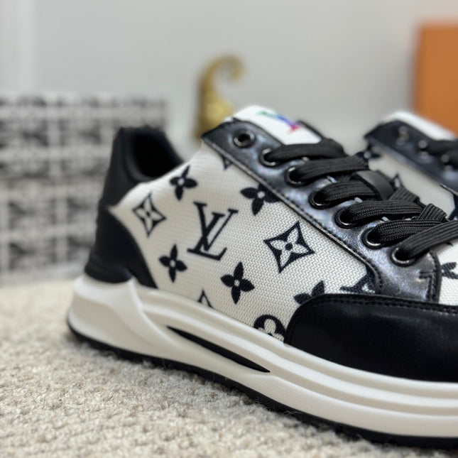 LV TRAINERS IN BLACK CALFSKIN AND WHITE JACQUARD