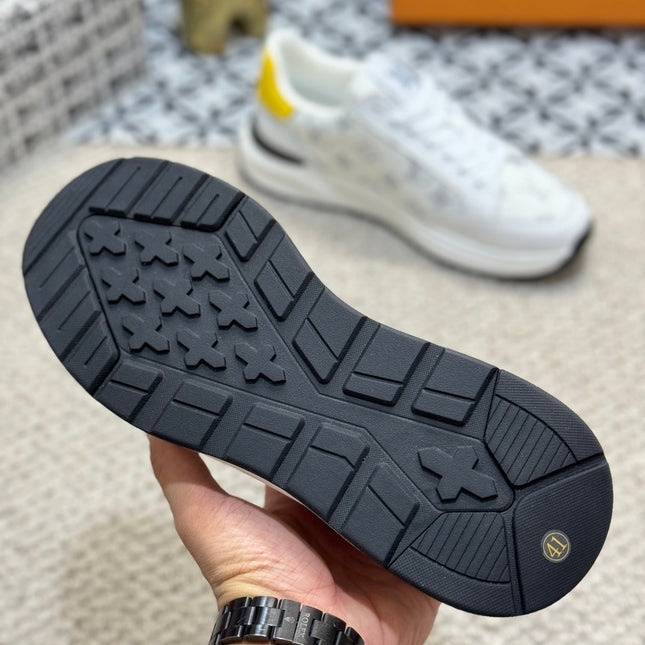 LV TRAINERS IN WHITE CALFSKIN AND JACQUARD
