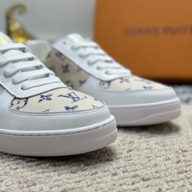 LV TRAINER SNEAKER WHITE CALFSKIN AND CAMEL BEIGE MONOGRAM CANVAS