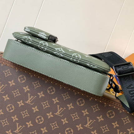 TRIO MESSENGER BAG 25 IN GREEN MONOGRAM SHADOW CALFSKIN