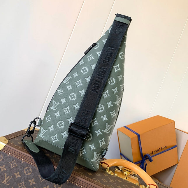 DUO CROSSBAG BAG 42 IN GREEN AND WHITE MONOGRAM SHADOW COWHIDE