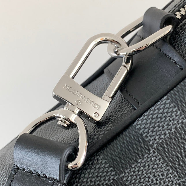 PORTE- DOCUMENTS VOYAGE NM HANDBAG 36 IN BLACK DAMIER GRAPHITE CANVAS