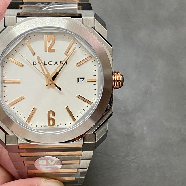 OCTO 41 AUTOMATIC ROSE GOLD AND STEEL WHITE DIAL