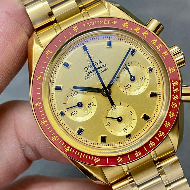 A SPEEDMASTER IN GOLD FOR APOLLO 11