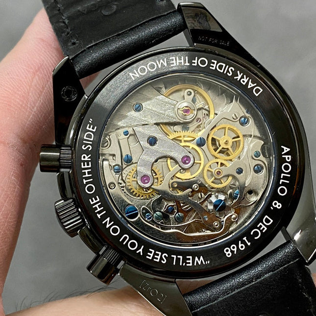 SPEEDMASTER DARK SIDE OF THE MOON BLACK CERAMIC ON RUBBER STRAP