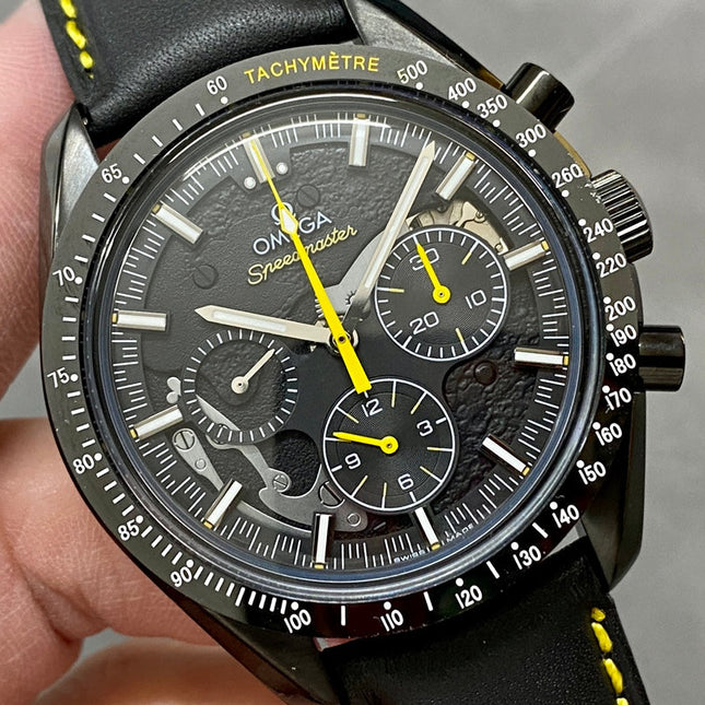 SPEEDMASTER DARK SIDE OF THE MOON BLACK CERAMIC ON RUBBER STRAP