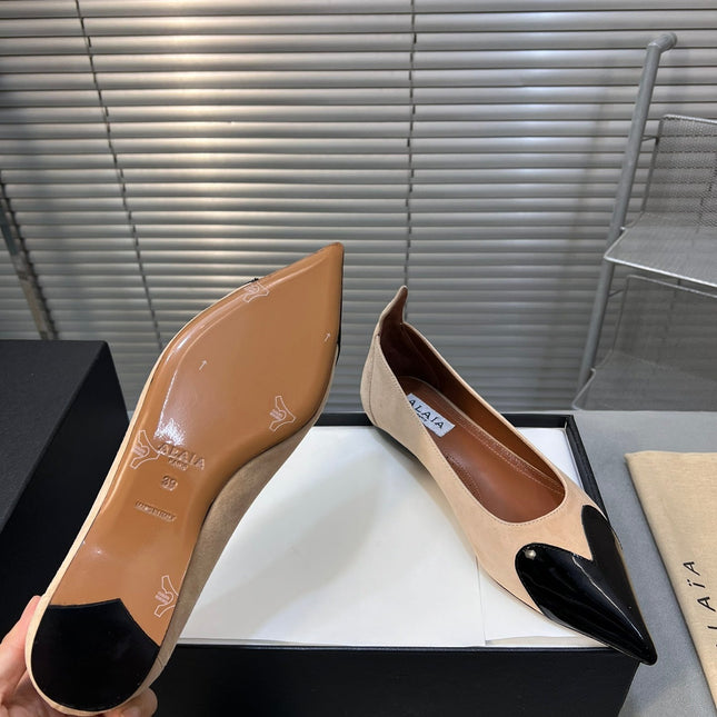 ALAIA PUMP 1 CM IN BEIGE SUEDE MIX BLACK CALFSKIN
