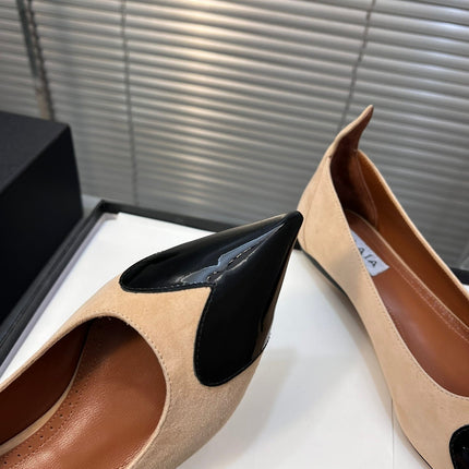 ALAIA PUMP 1 CM IN BEIGE SUEDE MIX BLACK CALFSKIN