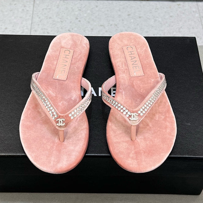CRYSTAL THONG SANDAL IN FLAMINGO PINK SUEDE