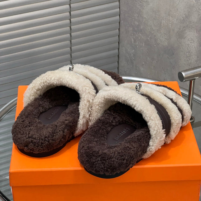 HM 25S SANDAL IN BEIGE WOOL AND DARK BROWN LAMBSKIN WITH SILVER HARDWARE