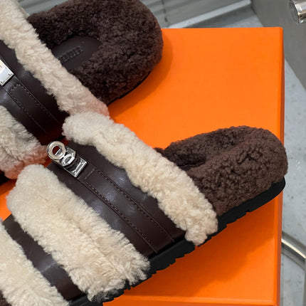 HM 25S SANDAL IN BEIGE WOOL AND DARK BROWN LAMBSKIN WITH SILVER HARDWARE