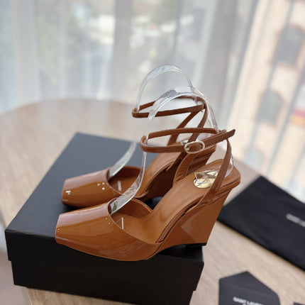 LA SCANDALE HIGH 10 CM WEDGE SANDALS IN BRONZE BROWN PATENT LEATHER