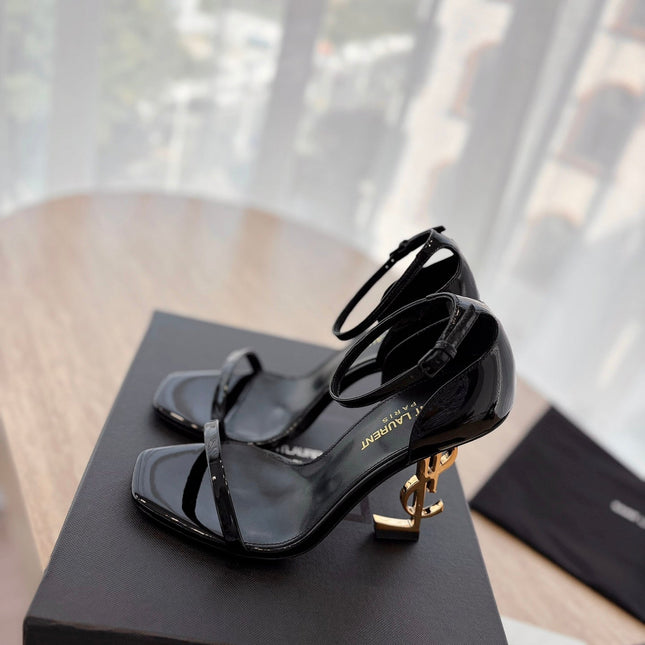 CLASSIC HIGH HEELS 10 CM IN BLACK PATENT CALFSKIN