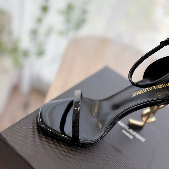 CLASSIC HIGH HEELS 10 CM IN BLACK PATENT CALFSKIN