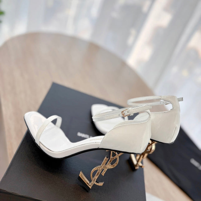 CLASSIC HIGH HEELS 10 CM IN WHITE PATENT CALFSKIN