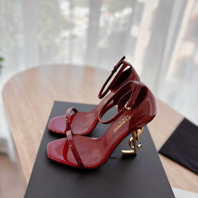 CLASSIC HIGH HEELS 10 CM IN CRIMSON RED PATENT CALFSKIN