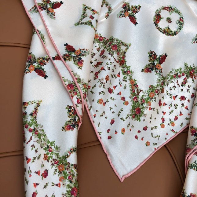 LV SCARF 90 CM IN SILK 704581